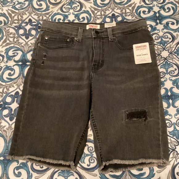 Signature Levi Strauss Black Distressed Boys Jeans Size 18 Reg New [NWT] - Picture 1 of 8